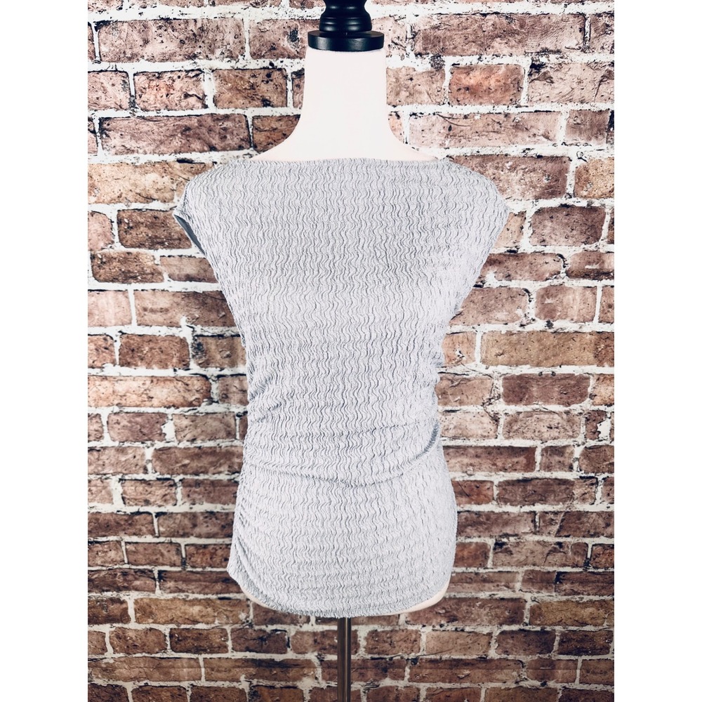 H&M Womens Light Grey Textured Crinkle Cap Sleeve Ruched Top Size S New NWT - Picture 2 of 11